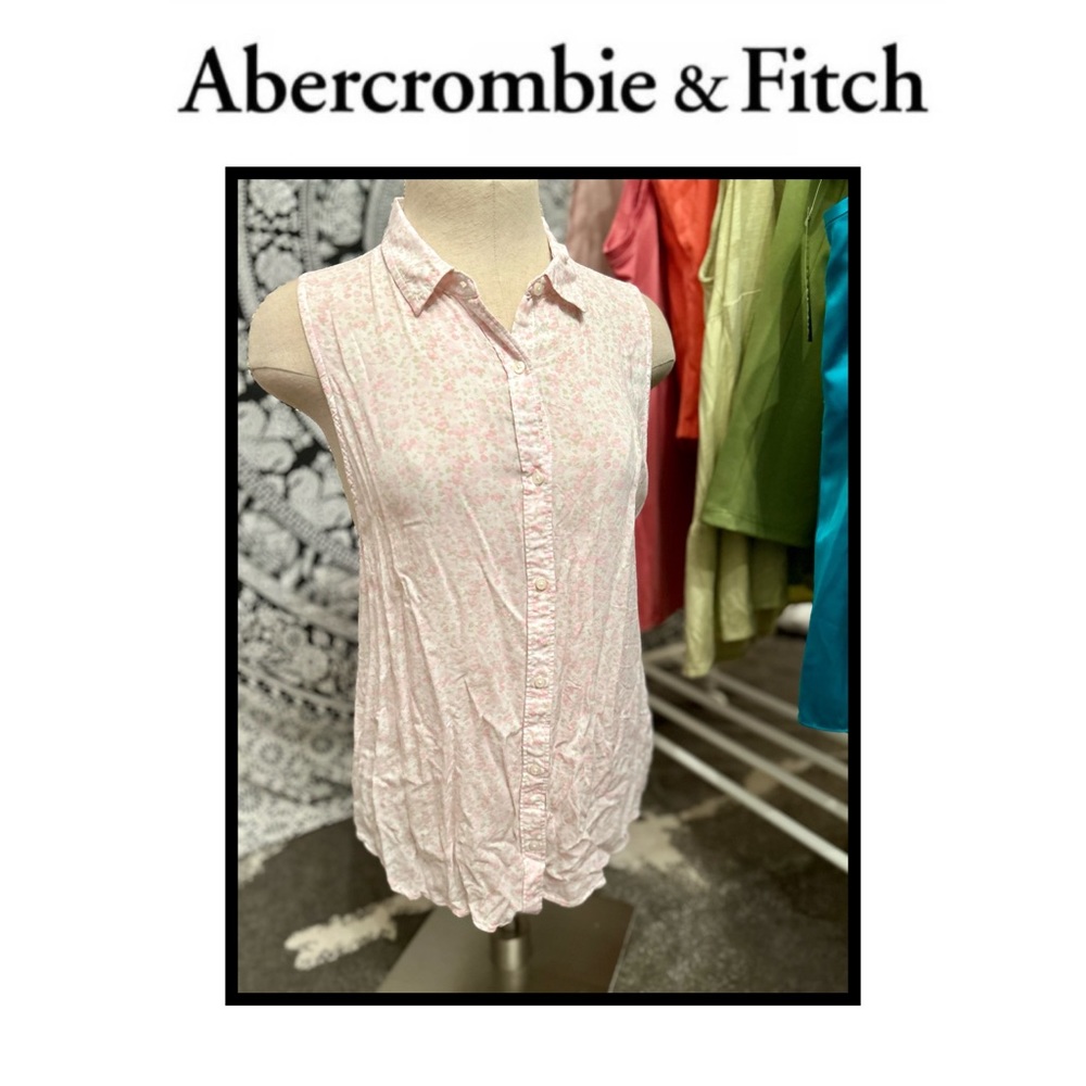 SOFT Abercrombie Button Up Sleeveless Blouse Floral